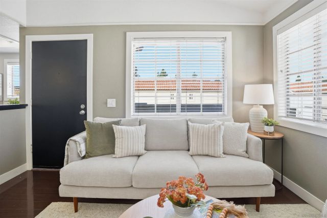 757 Eastshore Terrace 210, Chula Vista, CA 91913