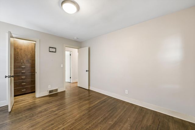 6100 Colfax Lane S, Minneapolis, MN 55419