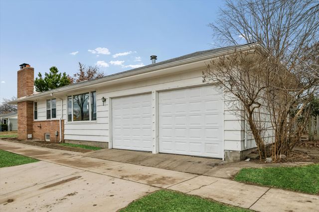 6100 Colfax Lane S, Minneapolis, MN 55419