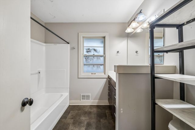 6100 Colfax Lane S, Minneapolis, MN 55419