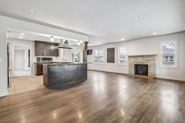 6100 Colfax Lane S, Minneapolis, MN 55419