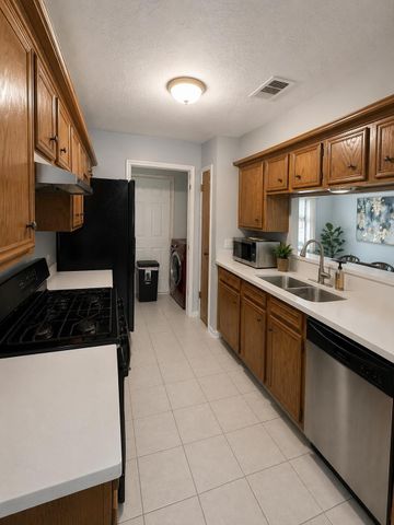 1502 Sudbury Drive, Pasadena, TX 77504