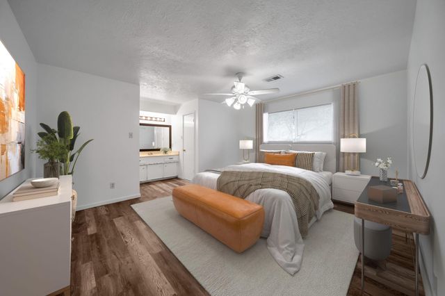 162 Greenleaf Lane, Conroe, TX 77304