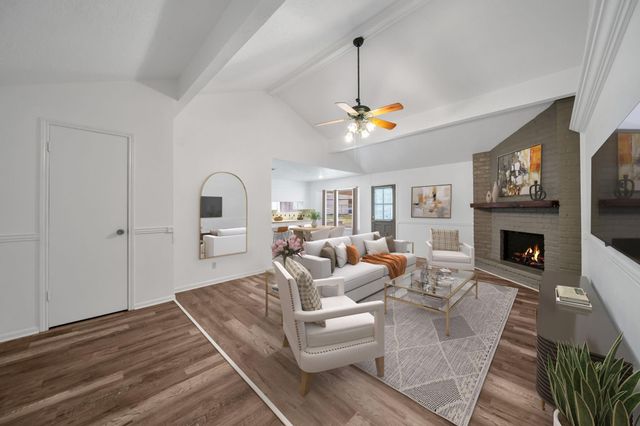 162 Greenleaf Lane, Conroe, TX 77304