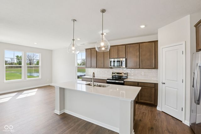 15989 Tharp Woods Drive, Fishers, IN 46037