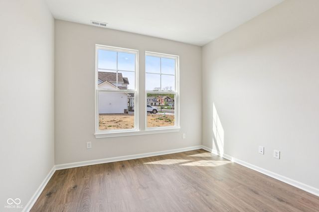 15989 Tharp Woods Drive, Fishers, IN 46037