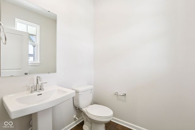 15989 Tharp Woods Drive, Fishers, IN 46037