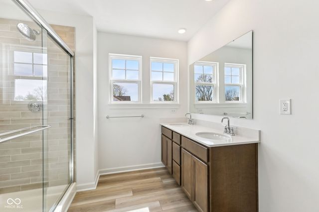 15989 Tharp Woods Drive, Fishers, IN 46037