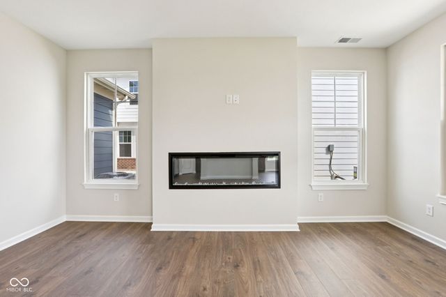 15989 Tharp Woods Drive, Fishers, IN 46037