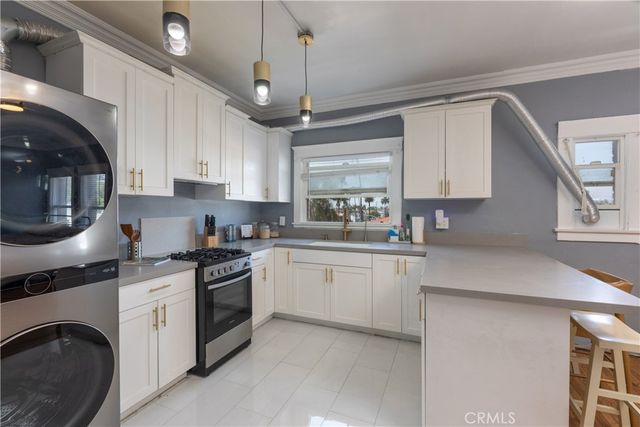 800 Pacific Avenue 305, Long Beach, CA 90813