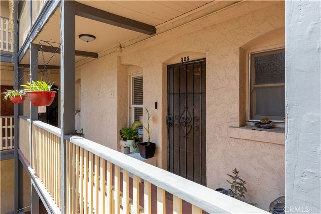 800 Pacific Avenue 305, Long Beach, CA 90813
