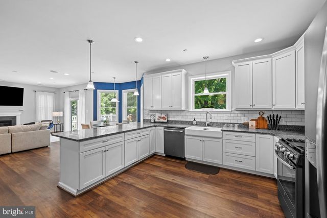7631 OLD COLUMBIA RD, Laurel, MD 20723