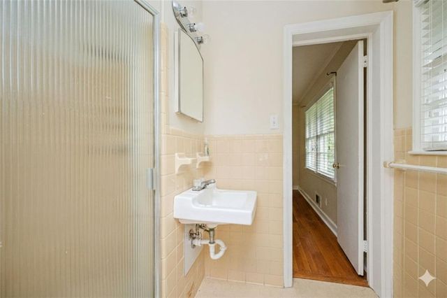 5860 Greenbrier NE Road, Atlanta, GA 30328