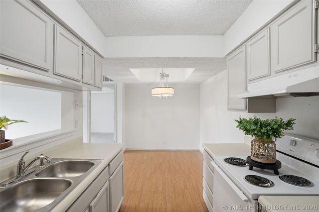 9022 S College Avenue 2116, Tulsa, OK 74137