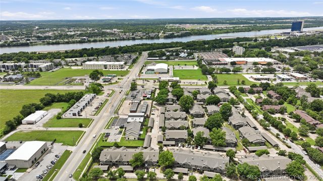 9022 S College Avenue 2116, Tulsa, OK 74137