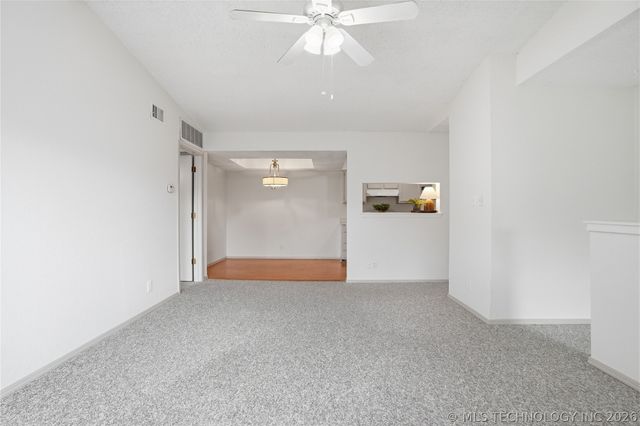 9022 S College Avenue 2116, Tulsa, OK 74137