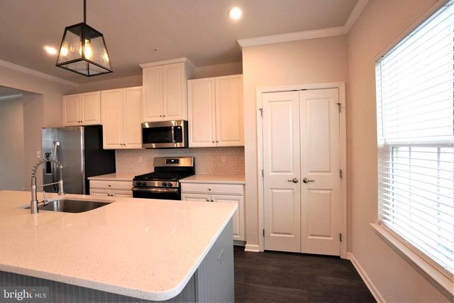 125 DRAGON DR, Lansdale, PA 19446