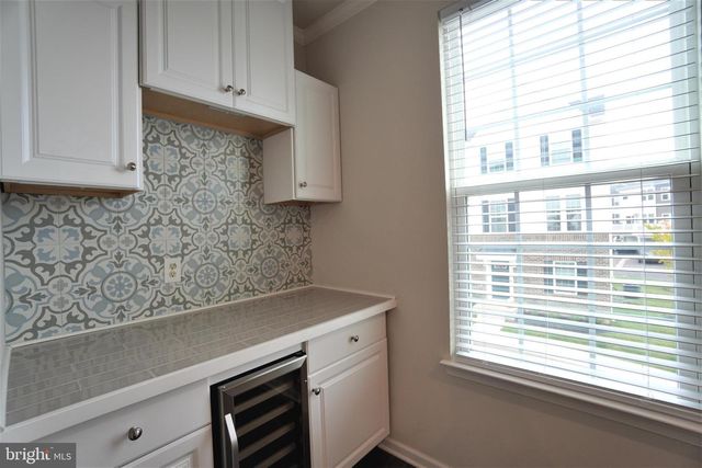 125 DRAGON DR, Lansdale, PA 19446