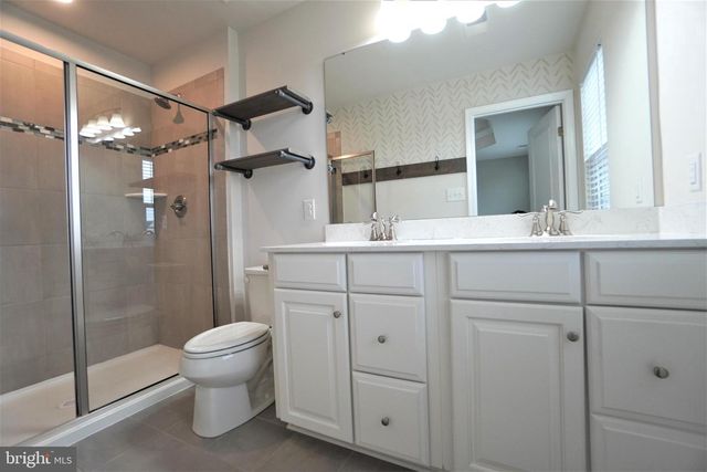 125 DRAGON DR, Lansdale, PA 19446