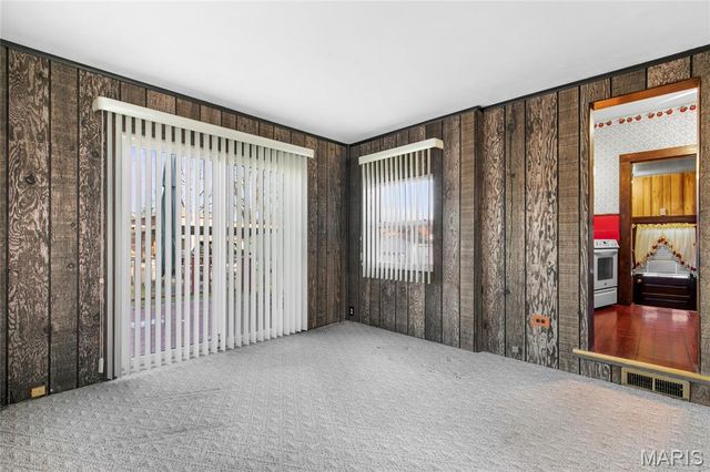 3313 Roland Avenue, Belleville, IL 62226