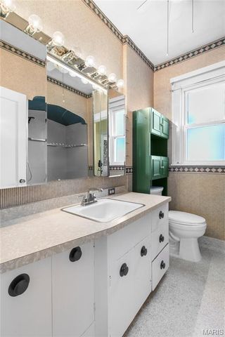 3313 Roland Avenue, Belleville, IL 62226