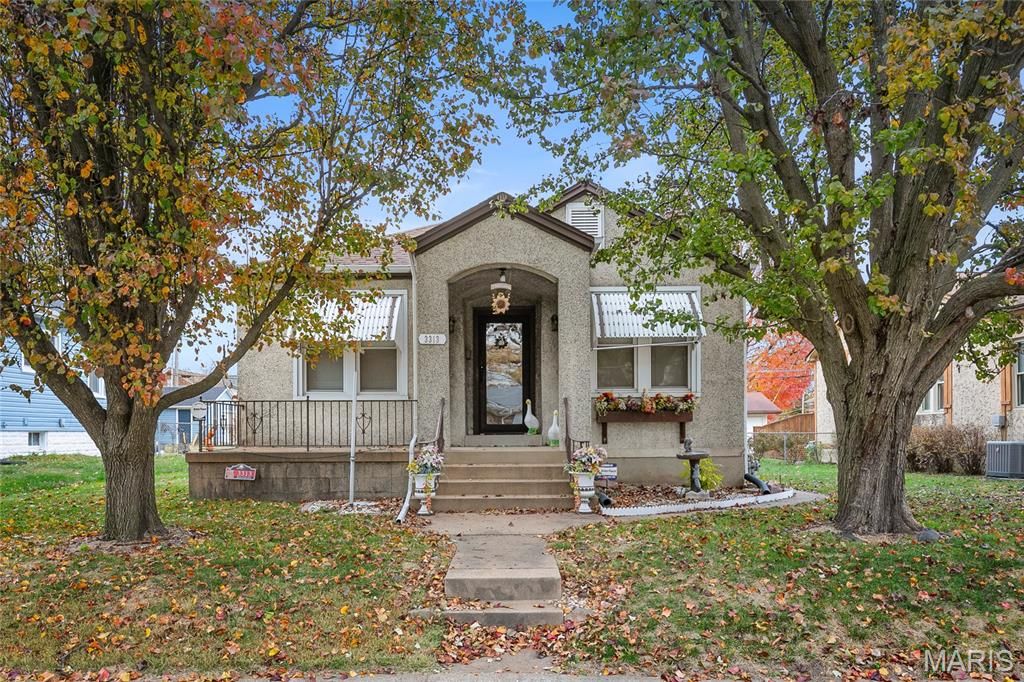 3313 Roland Avenue, Belleville, IL 62226