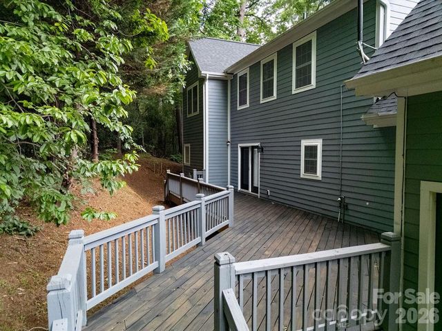 359 Davids Trace, Pisgah Forest, NC 28768