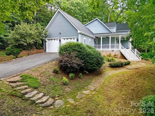 359 Davids Trace, Pisgah Forest, NC 28768