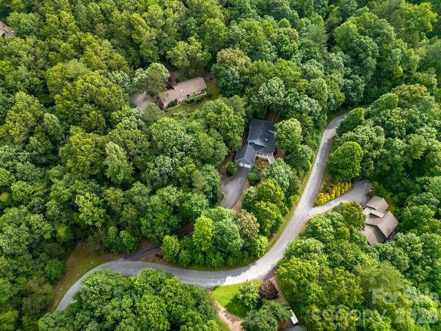 359 Davids Trace, Pisgah Forest, NC 28768