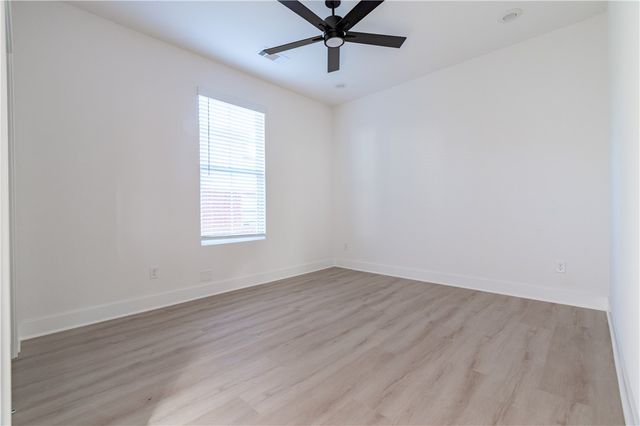 1640 N Leverett Avenue, Fayetteville, AR 72703