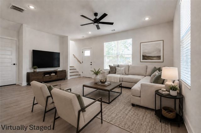 1640 N Leverett Avenue, Fayetteville, AR 72703