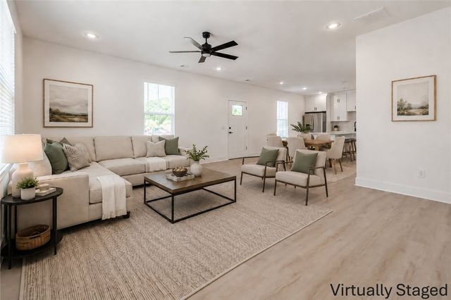 1640 N Leverett Avenue, Fayetteville, AR 72703