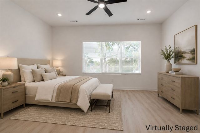 1640 N Leverett Avenue, Fayetteville, AR 72703