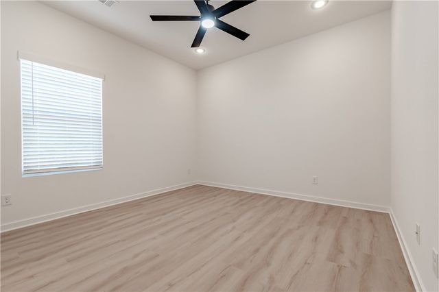 1640 N Leverett Avenue, Fayetteville, AR 72703