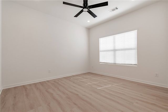 1640 N Leverett Avenue, Fayetteville, AR 72703