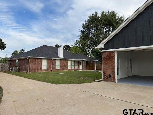 10523 COUNTY ROAD 35, Tyler, TX 75706
