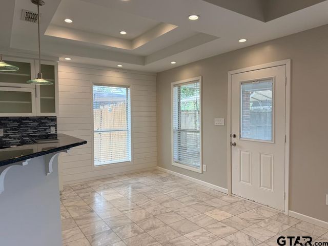 10523 COUNTY ROAD 35, Tyler, TX 75706