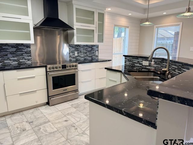 10523 COUNTY ROAD 35, Tyler, TX 75706