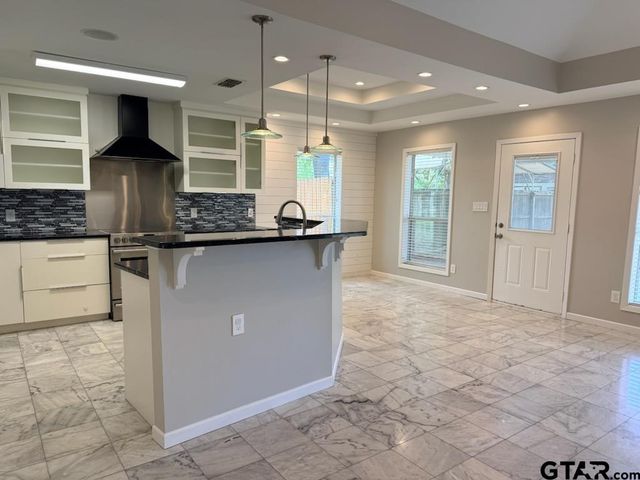 10523 COUNTY ROAD 35, Tyler, TX 75706