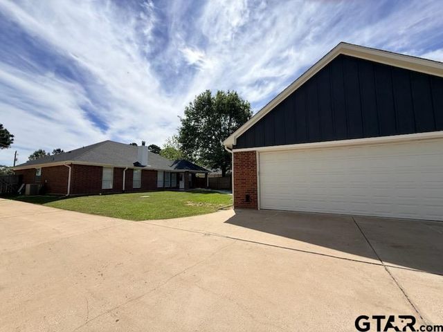 10523 COUNTY ROAD 35, Tyler, TX 75706