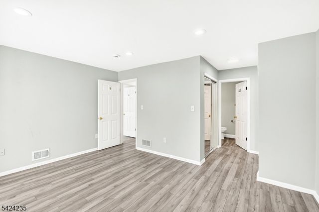 511 Dunn Cir 11, Bridgewater Twp., NJ 08807