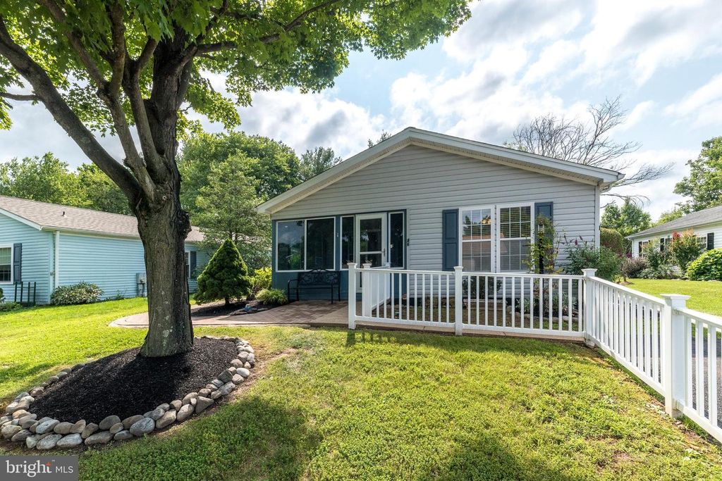 46 JUNIPER CIR, New Hope, PA 18938