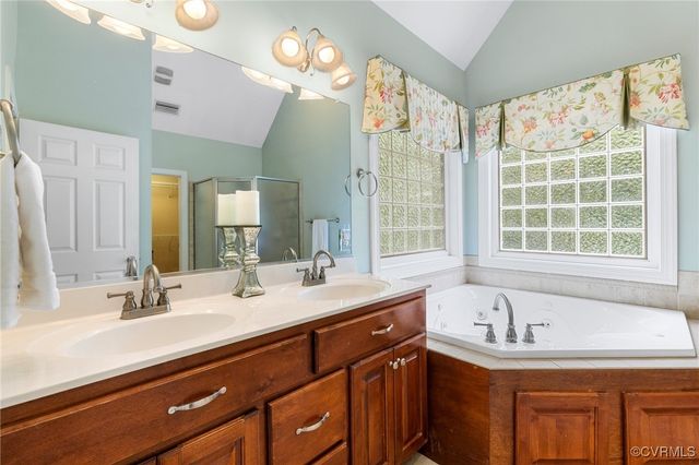 12031 Dunnottar Dr, Chesterfield, VA 23838