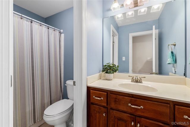 12031 Dunnottar Dr, Chesterfield, VA 23838