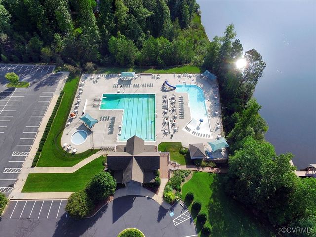 12031 Dunnottar Dr, Chesterfield, VA 23838