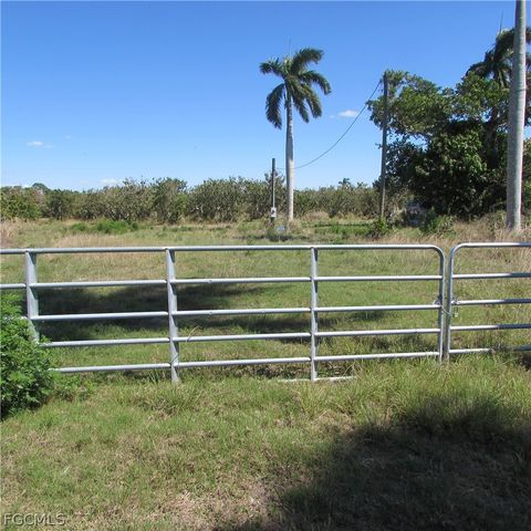 13171 Samadani LN, Bokeelia, FL 33922