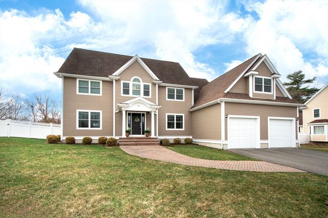 10 Jensen Farm Rd, Braintree, MA 02184