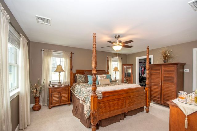 10 Jensen Farm Rd, Braintree, MA 02184