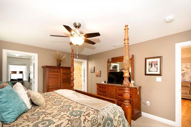 10 Jensen Farm Rd, Braintree, MA 02184