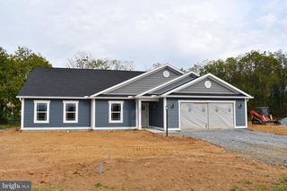 1497 TREELINE DR, Chambersburg, PA 17202